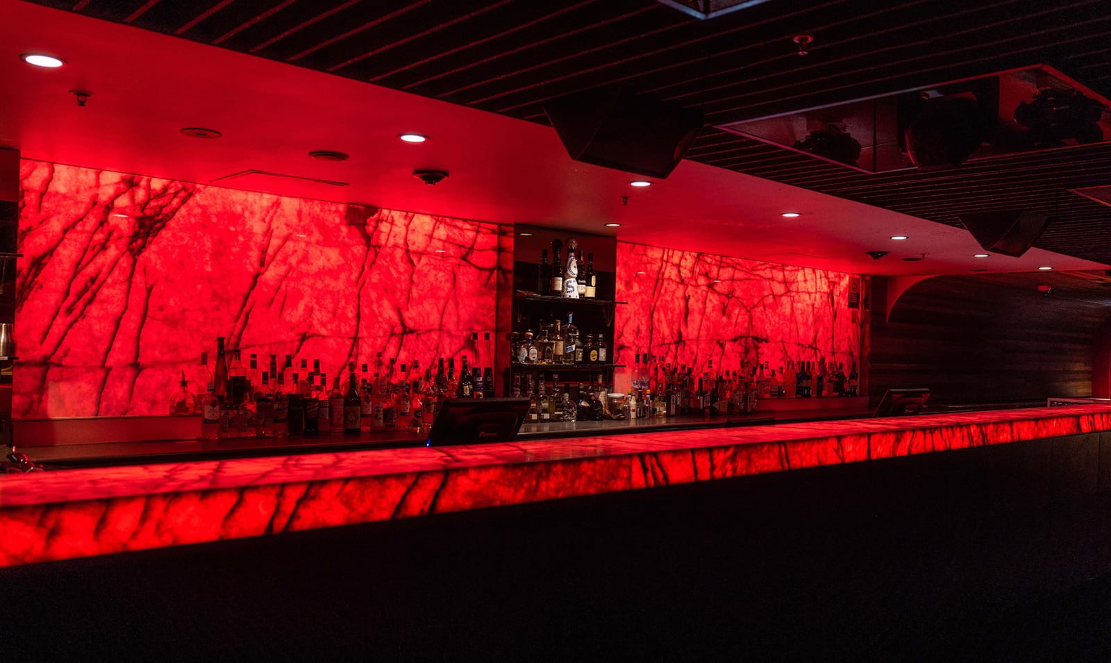 Back bar